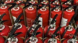 Anbud365: Ombruk av brannslokkingsutstyr kutter kostnader hos Forsvarsbygg